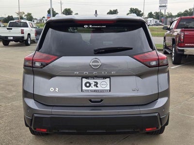 2024 Nissan Rogue FWD SV
