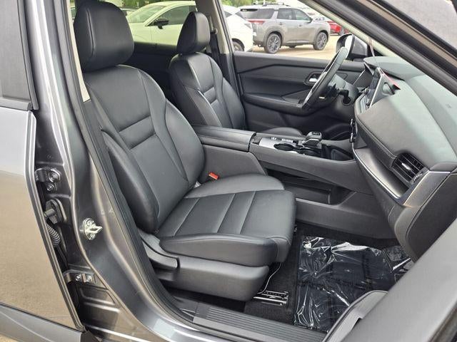 2024 Nissan Rogue FWD SV