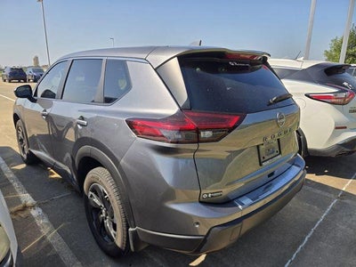 2025 Nissan Rogue FWD SV