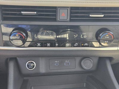 2023 Nissan Rogue AWD SV