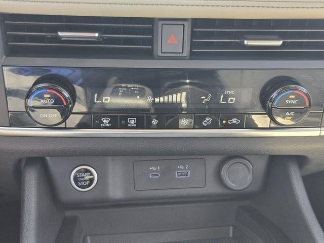 2023 Nissan Rogue AWD SV