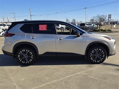 2025 Nissan Rogue FWD SL