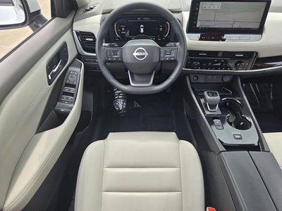 2025 Nissan Rogue FWD SL