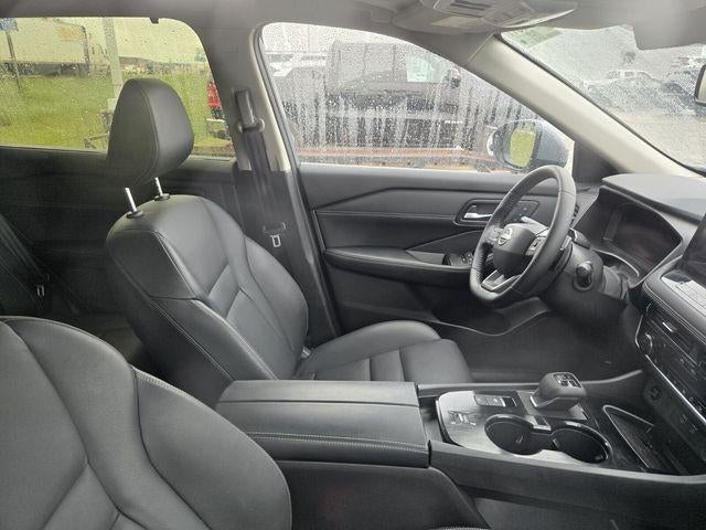 2025 Nissan Rogue FWD SL