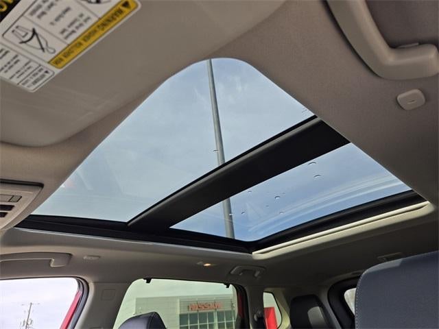 2025 Nissan Rogue AWD SL