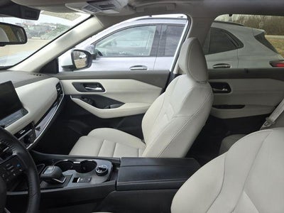 2025 Nissan Rogue AWD SL