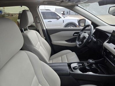 2025 Nissan Rogue AWD SL