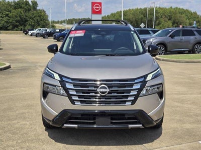 2025 Nissan Rogue FWD Platinum