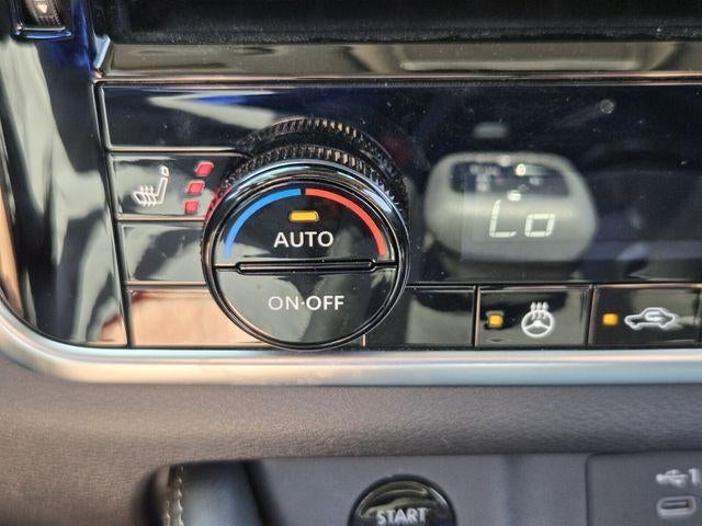2025 Nissan Rogue FWD Platinum