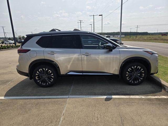 2025 Nissan Rogue FWD Platinum