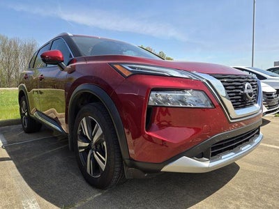 2023 Nissan Rogue FWD Platinum *Ltd Avail*