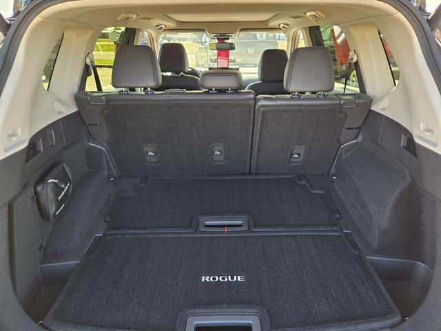 2024 Nissan Rogue FWD Platinum