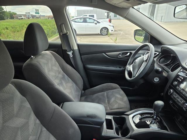 2016 Nissan Rogue FWD 4dr S