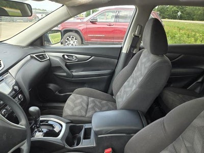 2016 Nissan Rogue FWD 4dr S