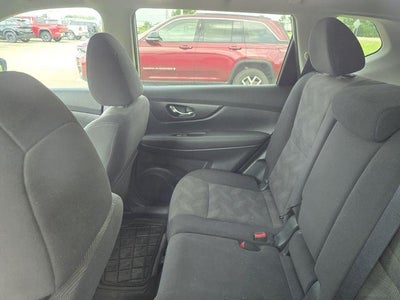 2016 Nissan Rogue FWD 4dr S