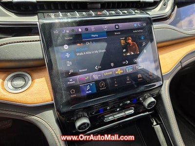 2023 Jeep Grand Cherokee L Summit 4x4