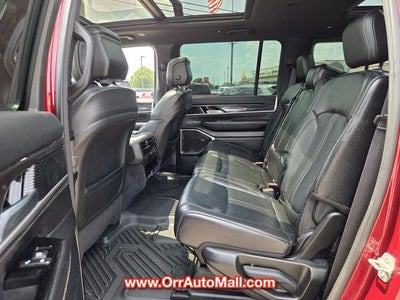 2023 Jeep Wagoneer 4x4