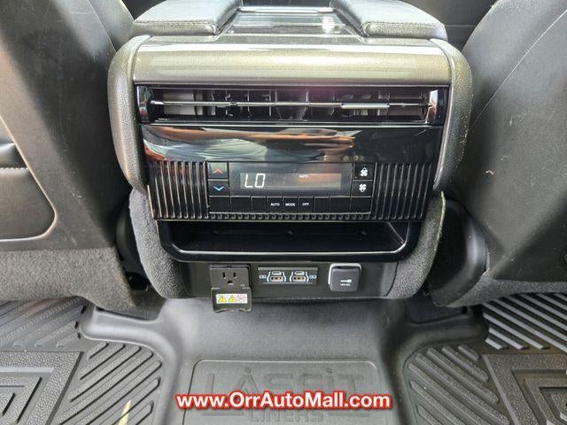 2023 Jeep Wagoneer 4x4