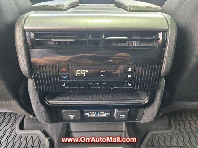 2023 Jeep Wagoneer Series II 4x4