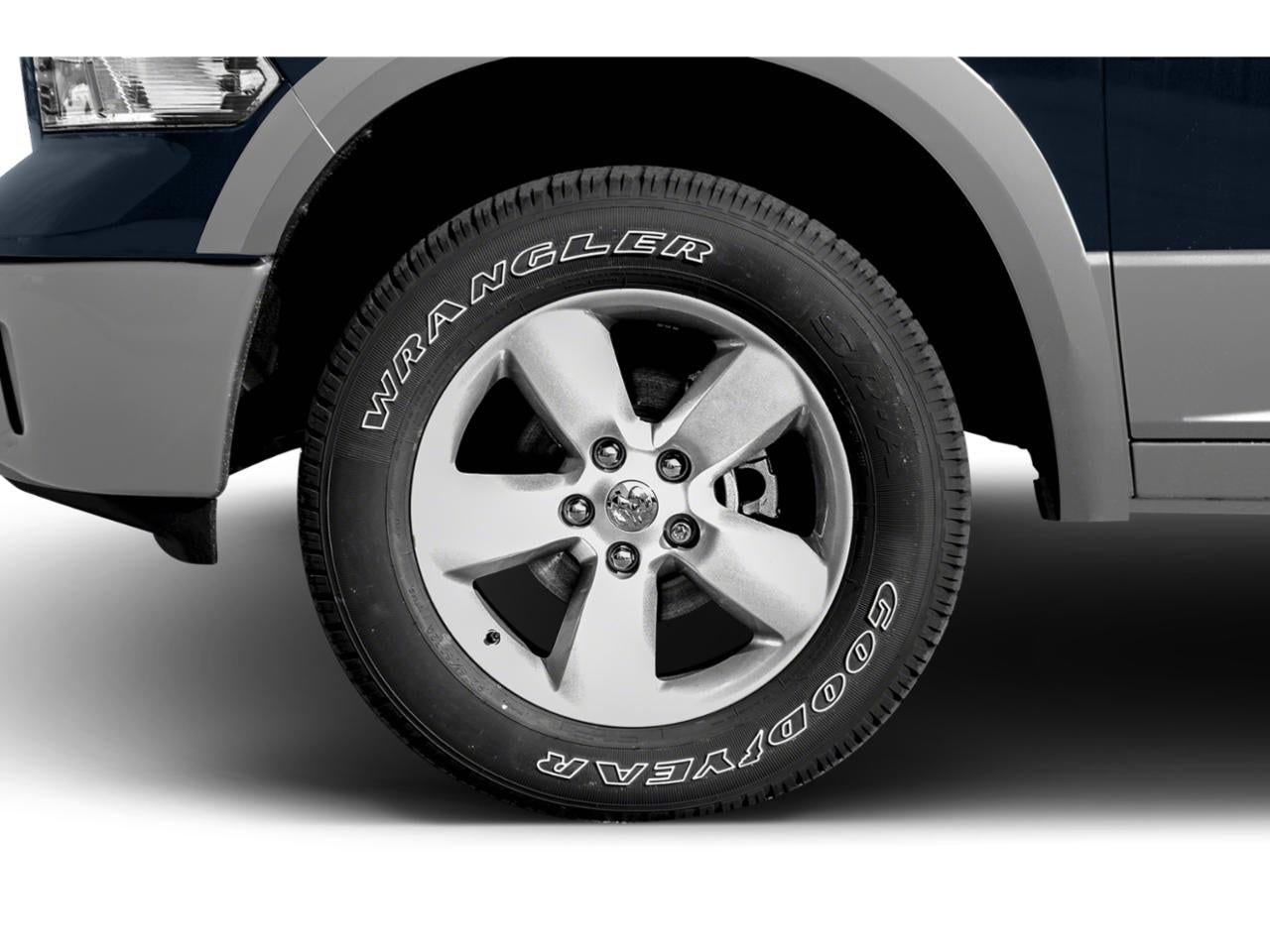 2015 RAM 1500 2WD Quad Cab 6.4 Ft Box SLT