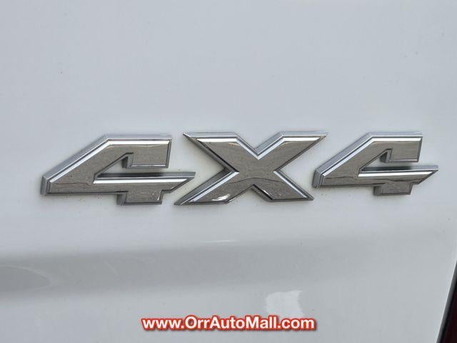 2023 RAM 1500 Classic SLT 4x4 Crew Cab 5'7" Box