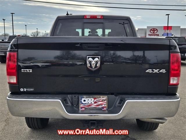 2023 RAM 1500 Classic SLT 4x4 Crew Cab 5'7" Box
