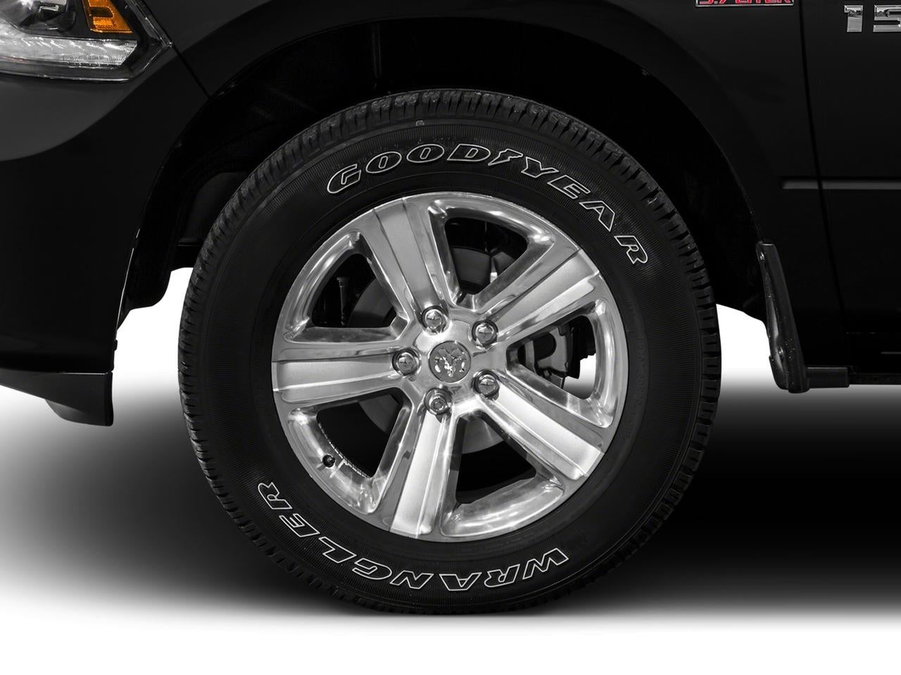 2016 RAM 1500 4WD Crew Cab 6.4 Ft Big Horn