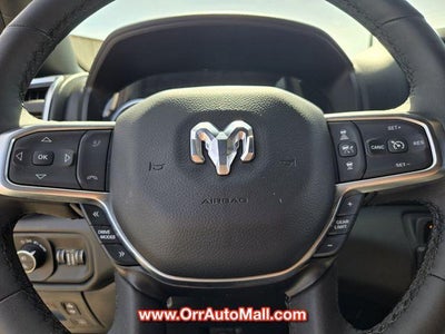 2025 RAM 1500 Big Horn 4x4 Crew Cab 5'7" Box