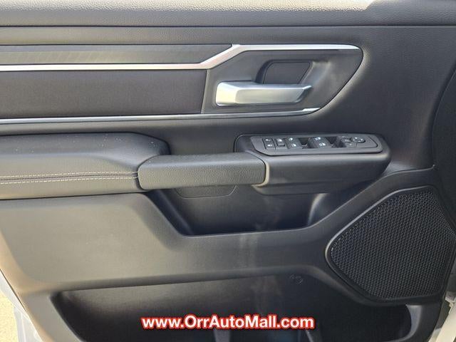 2025 RAM 1500 Big Horn 4x4 Crew Cab 5'7" Box