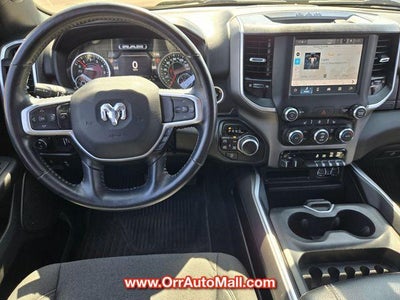 2022 RAM 1500 Big Horn 4x4 Crew Cab 5'7" Box