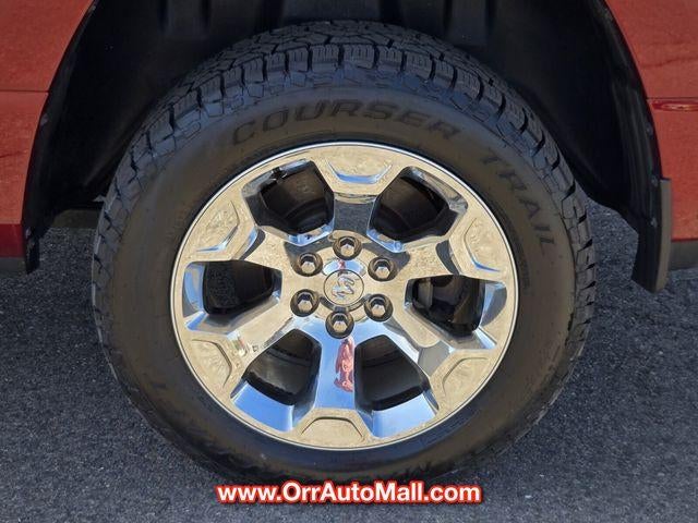 2022 RAM 1500 Big Horn 4x4 Crew Cab 5'7" Box