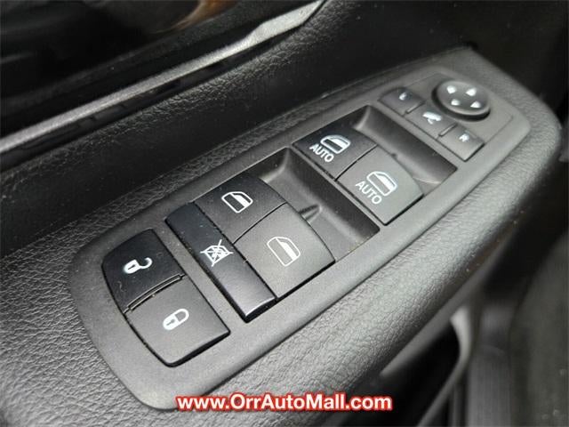 2022 RAM 1500 Big Horn 4x4 Crew Cab 5'7" Box