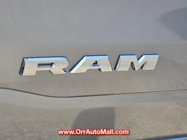 2025 RAM 1500 Big Horn 4x4 Crew Cab 5'7" Box