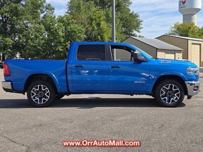 2025 RAM 1500 Big Horn 4x4 Crew Cab 5'7" Box