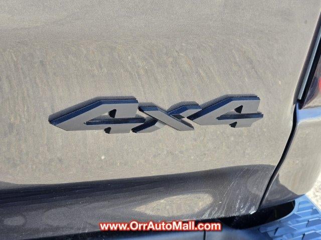 2022 RAM 1500 Limited 4x4 Crew Cab 5'7" Box