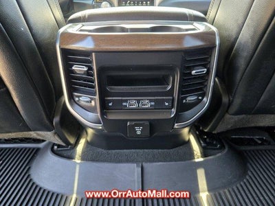 2022 RAM 1500 Laramie 4x4 Crew Cab 5'7" Box