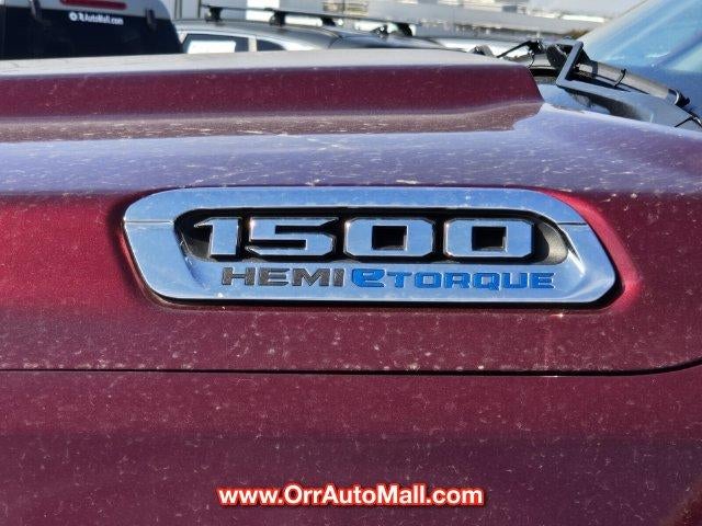 2022 RAM 1500 Laramie 4x4 Crew Cab 5'7" Box