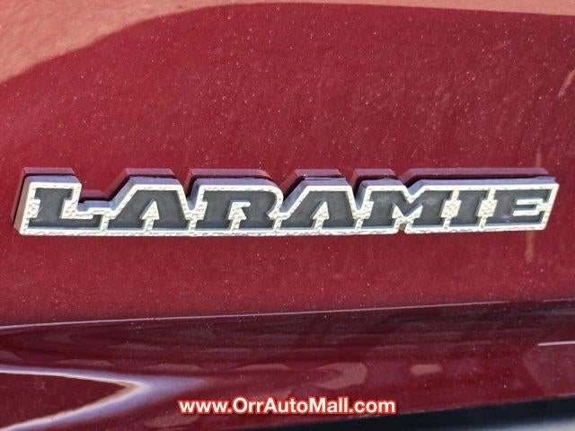 2022 RAM 1500 Laramie 4x4 Crew Cab 5'7" Box