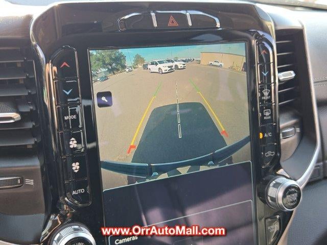 2022 RAM 1500 Laramie 4x4 Crew Cab 5'7" Box