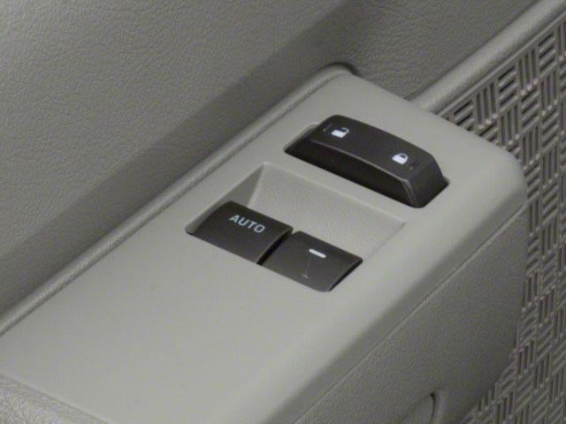 2011 Ford Econoline Wagon E-350 Super Duty Ext XLT