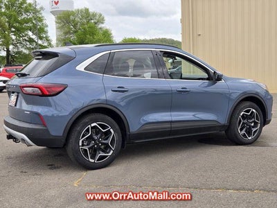 2026 Ford Escape Platinum AWD