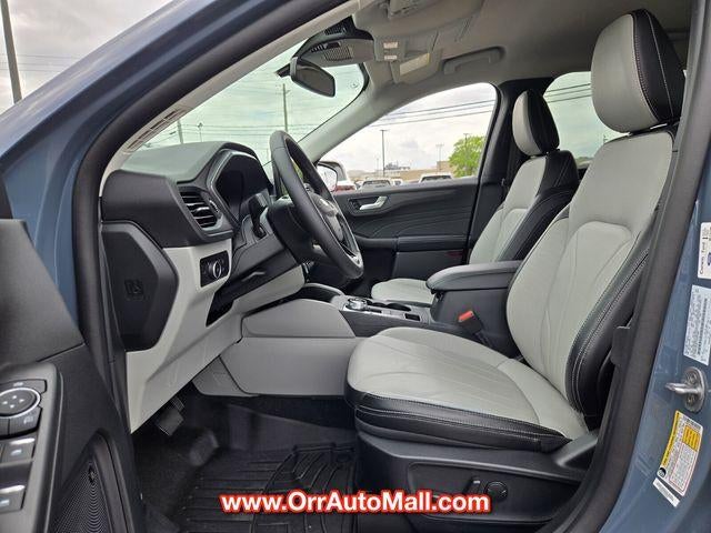 2026 Ford Escape Platinum AWD
