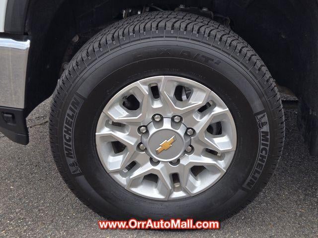 2025 Chevrolet Silverado 2500 HD Crew Cab Standard Box 4-Wheel Drive LT