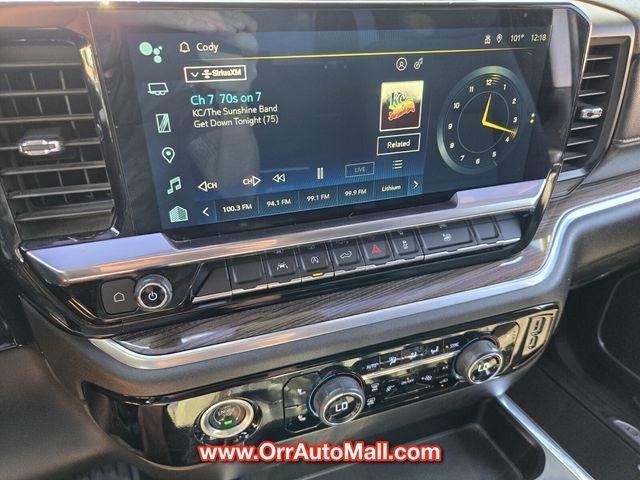 2022 Chevrolet Silverado 1500 Crew Cab Short Box 4-Wheel Drive RST