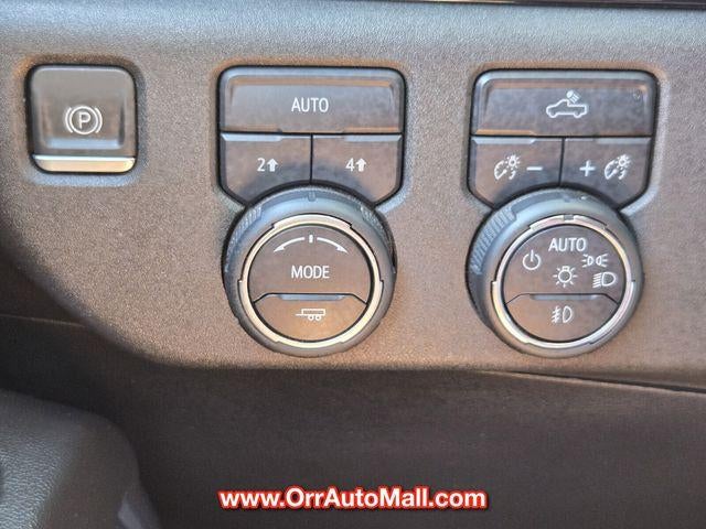 2022 Chevrolet Silverado 1500 Crew Cab Short Box 4-Wheel Drive RST