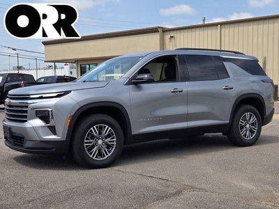 2025 Chevrolet Traverse LT w/1LT