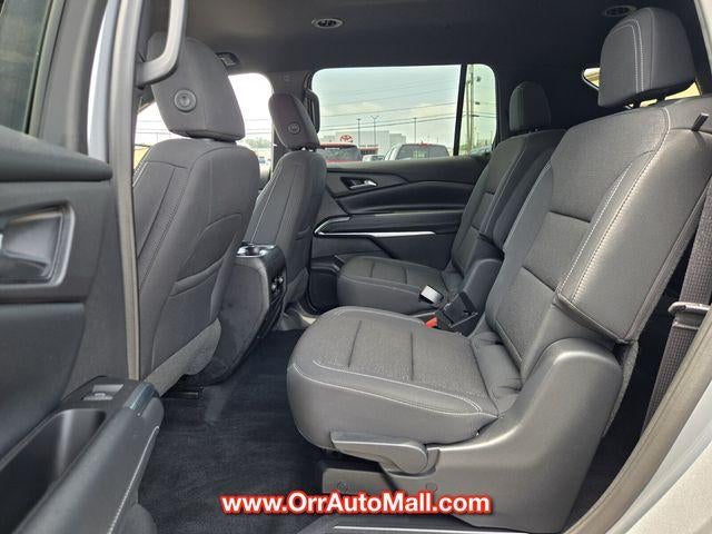 2025 Chevrolet Traverse LT w/1LT