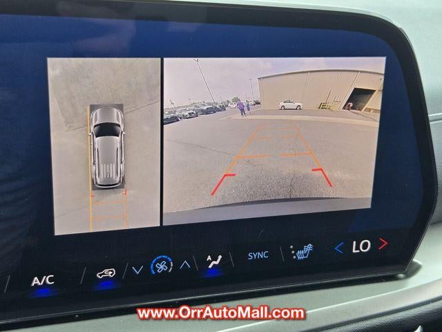 2025 Chevrolet Traverse LT w/1LT