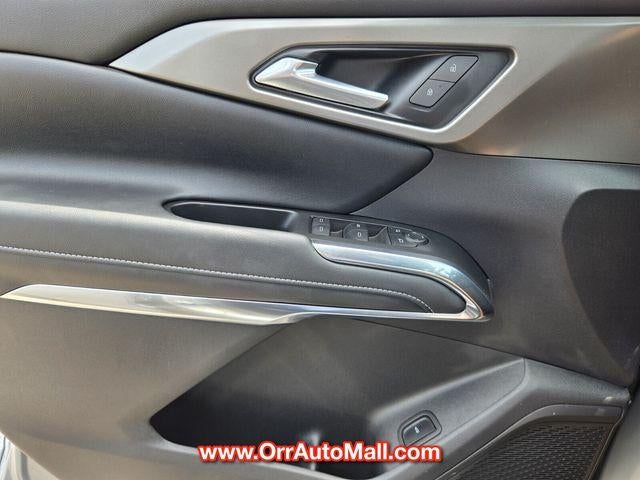 2025 Chevrolet Traverse LT w/1LT