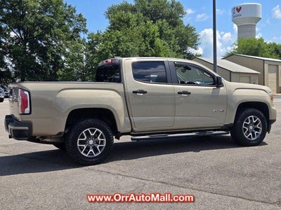 2021 GMC Canyon Crew Cab Short Box 4-Wheel Drive AT4 w/Cloth